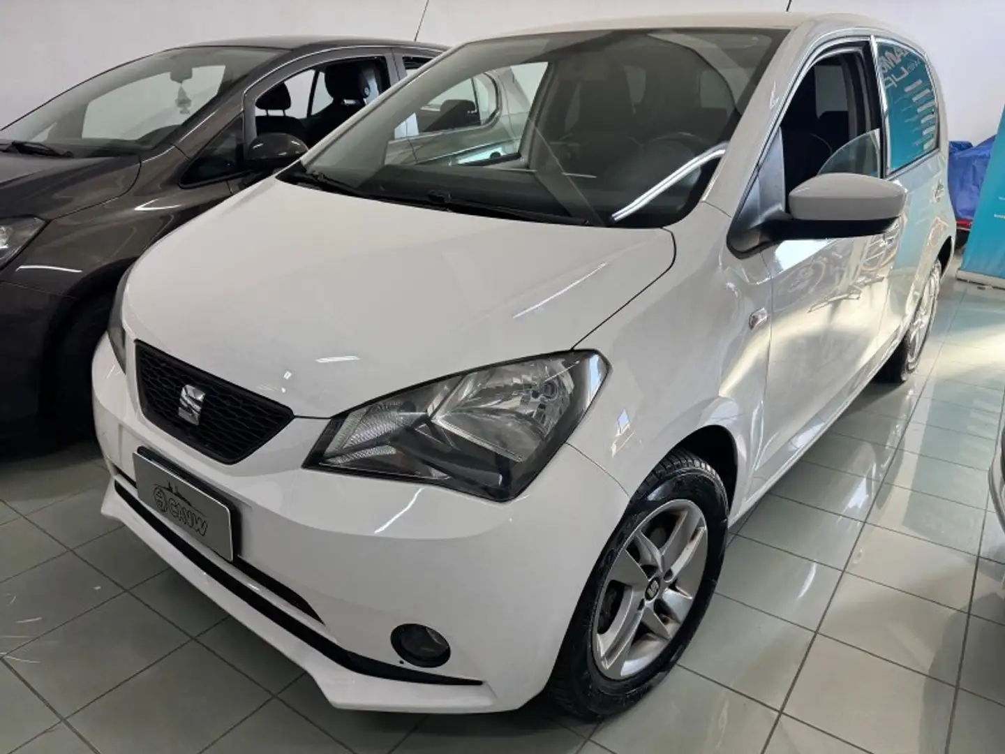 SEAT Mii Mii 1.0 5 porte Chic Bianco - 1