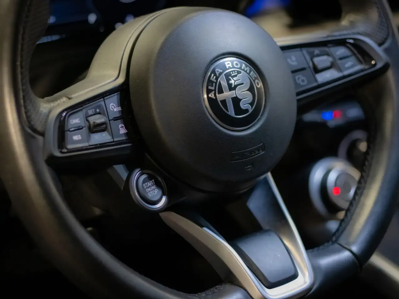 Alfa Romeo Tonale 2022 — фото 14