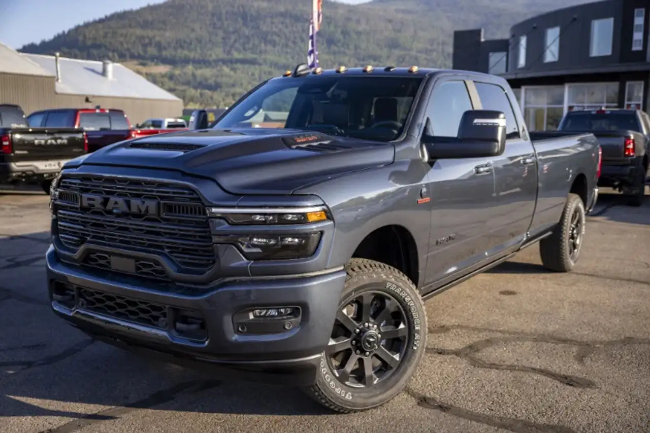 RAM 3500 снимка RAM 3500