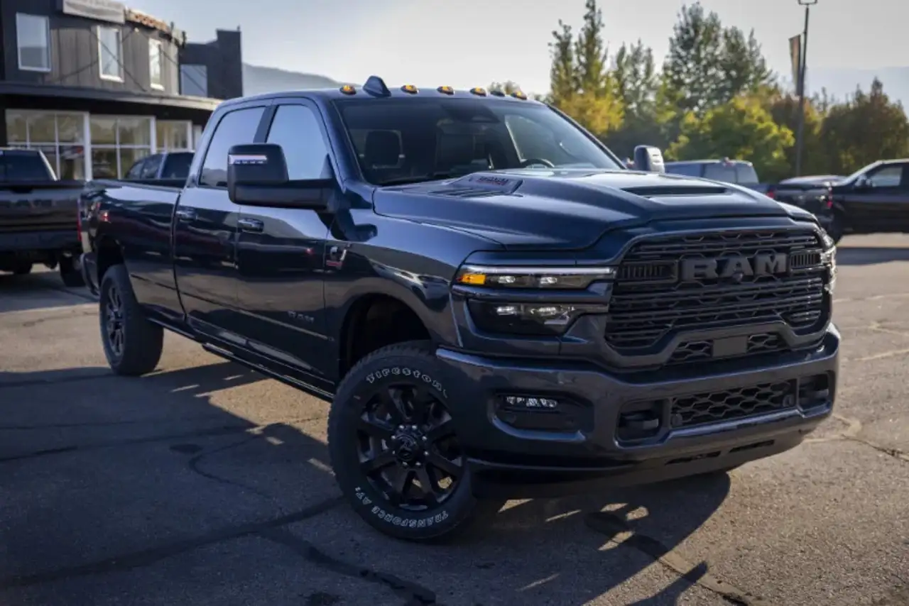 RAM 3500 снимка RAM 3500
