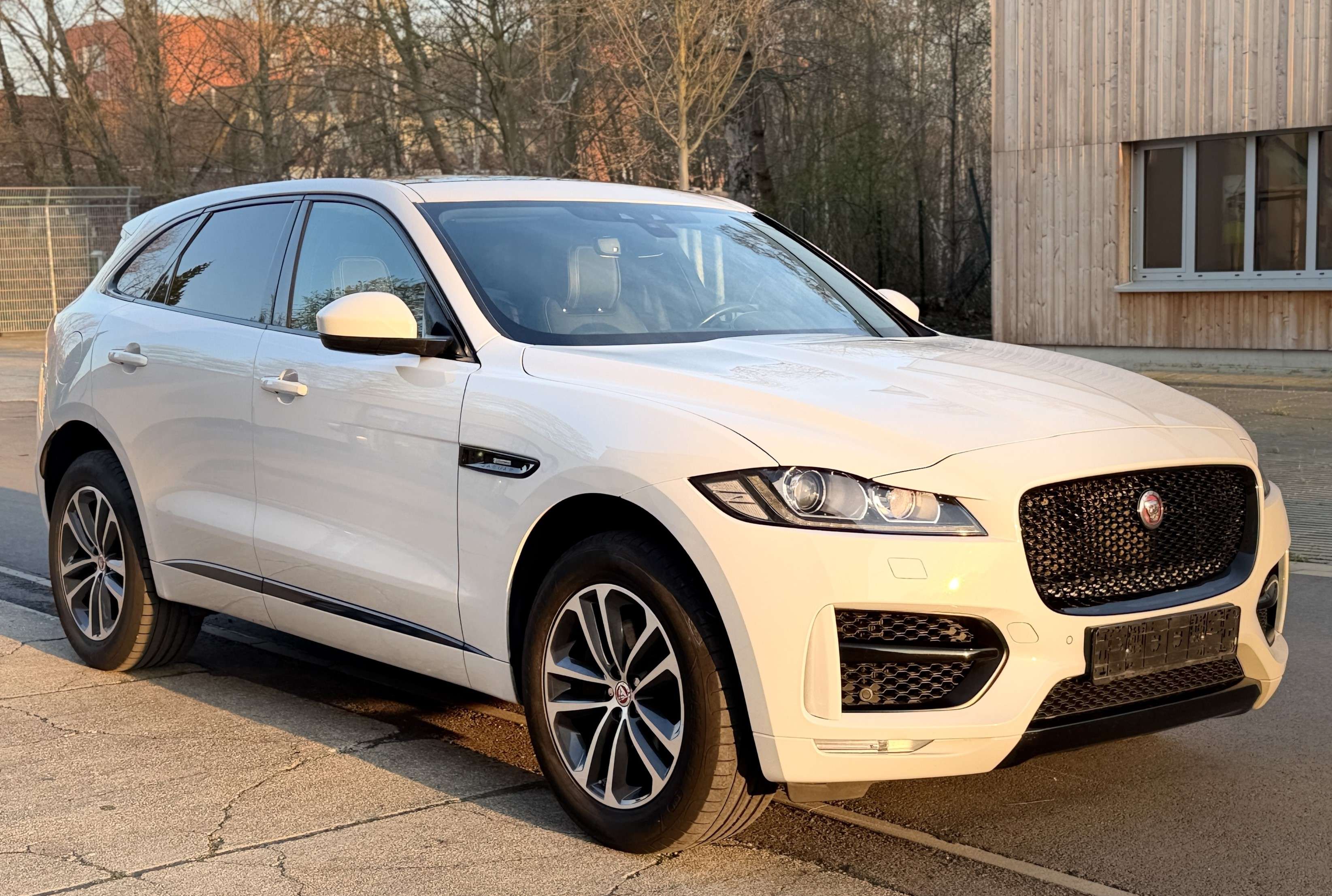 Second hand Jaguar F-Pace 3.0
