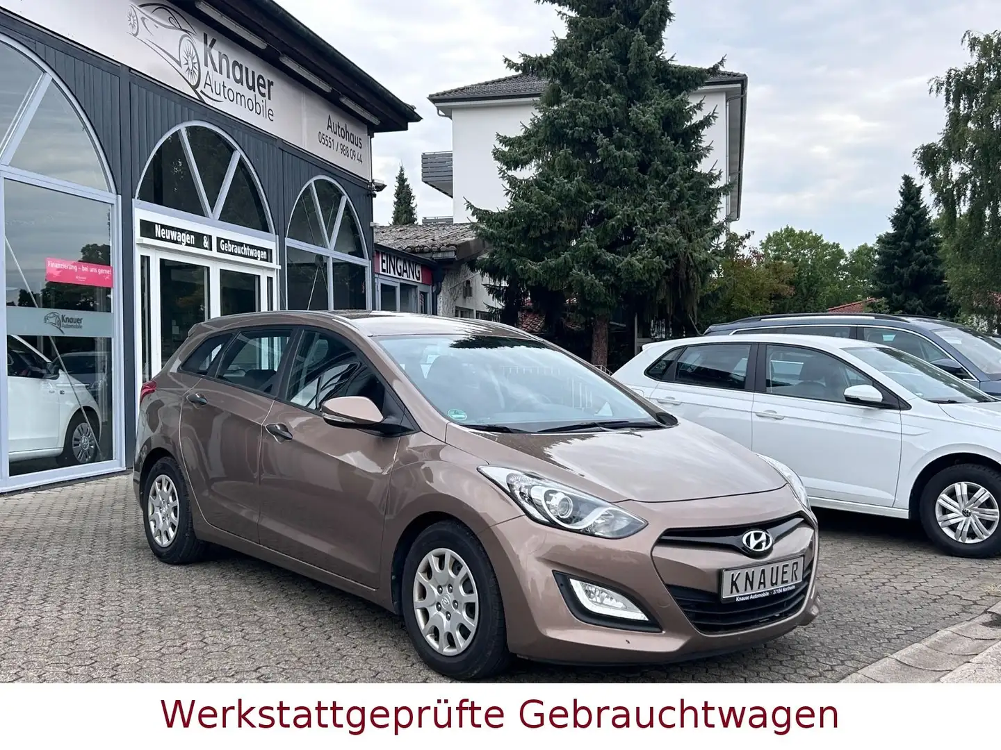 Hyundai i30 Kombi Classic*Navi*Kamera*PDC* Brun - 1