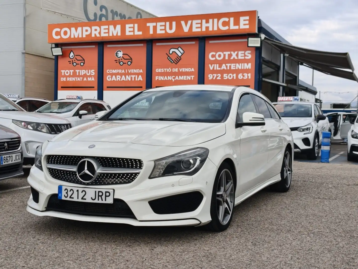 Mercedes-Benz CLA 200 Shooting Brake 200d AMG Line 7G-DCT Blanco - 1