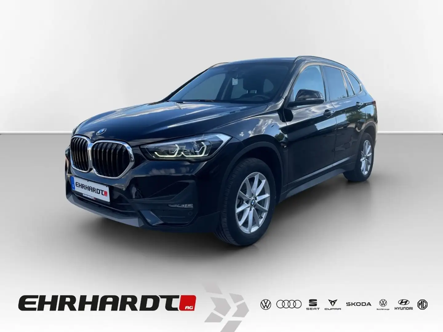 BMW X1 20d sDrive Steptronic Advantage LED*NAV*PDC*TEM... Schwarz - 1