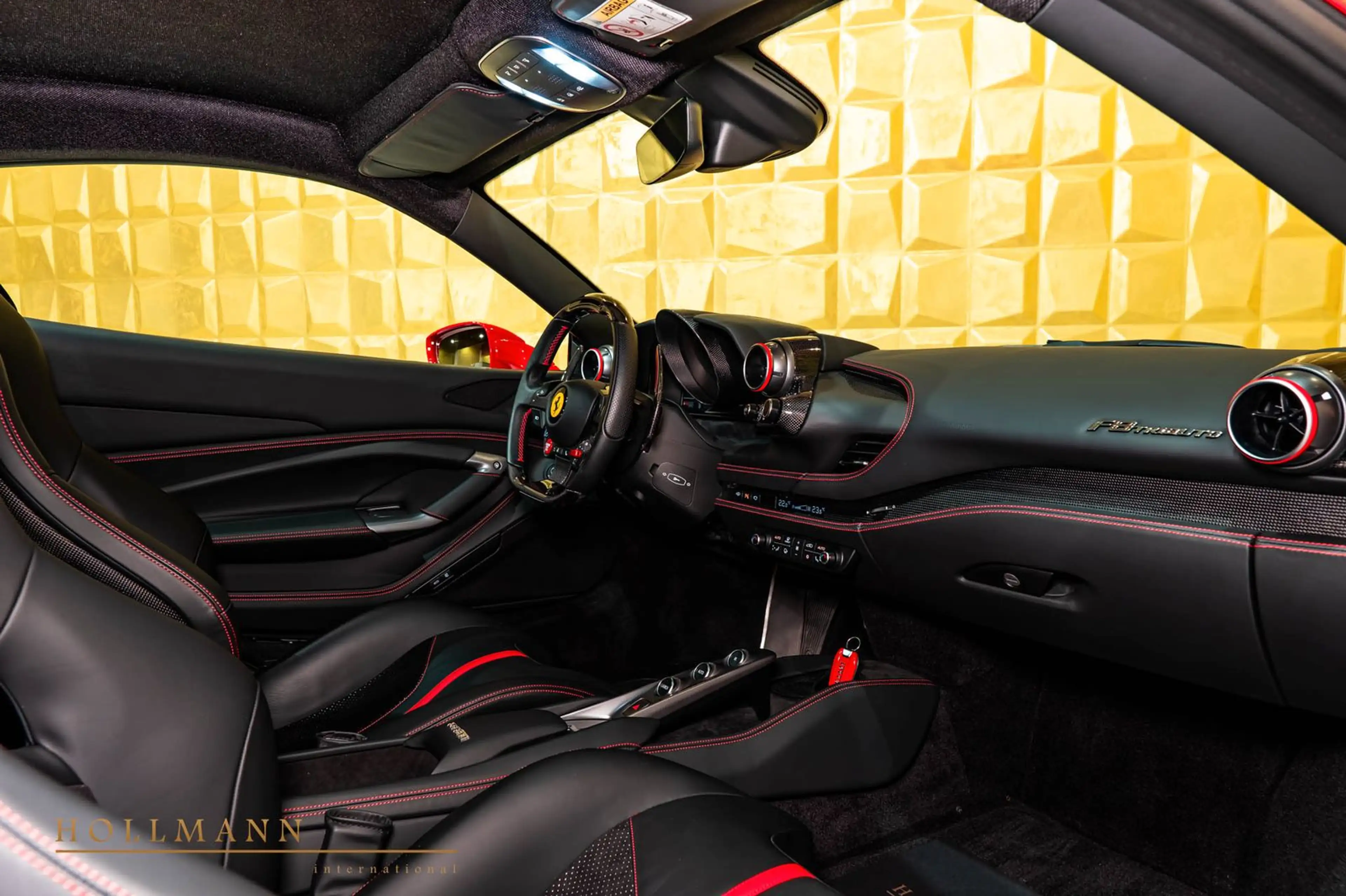 Ferrari F8 Tributo CARBON + LIFTING + SPORT EXHAUST + — photo 9