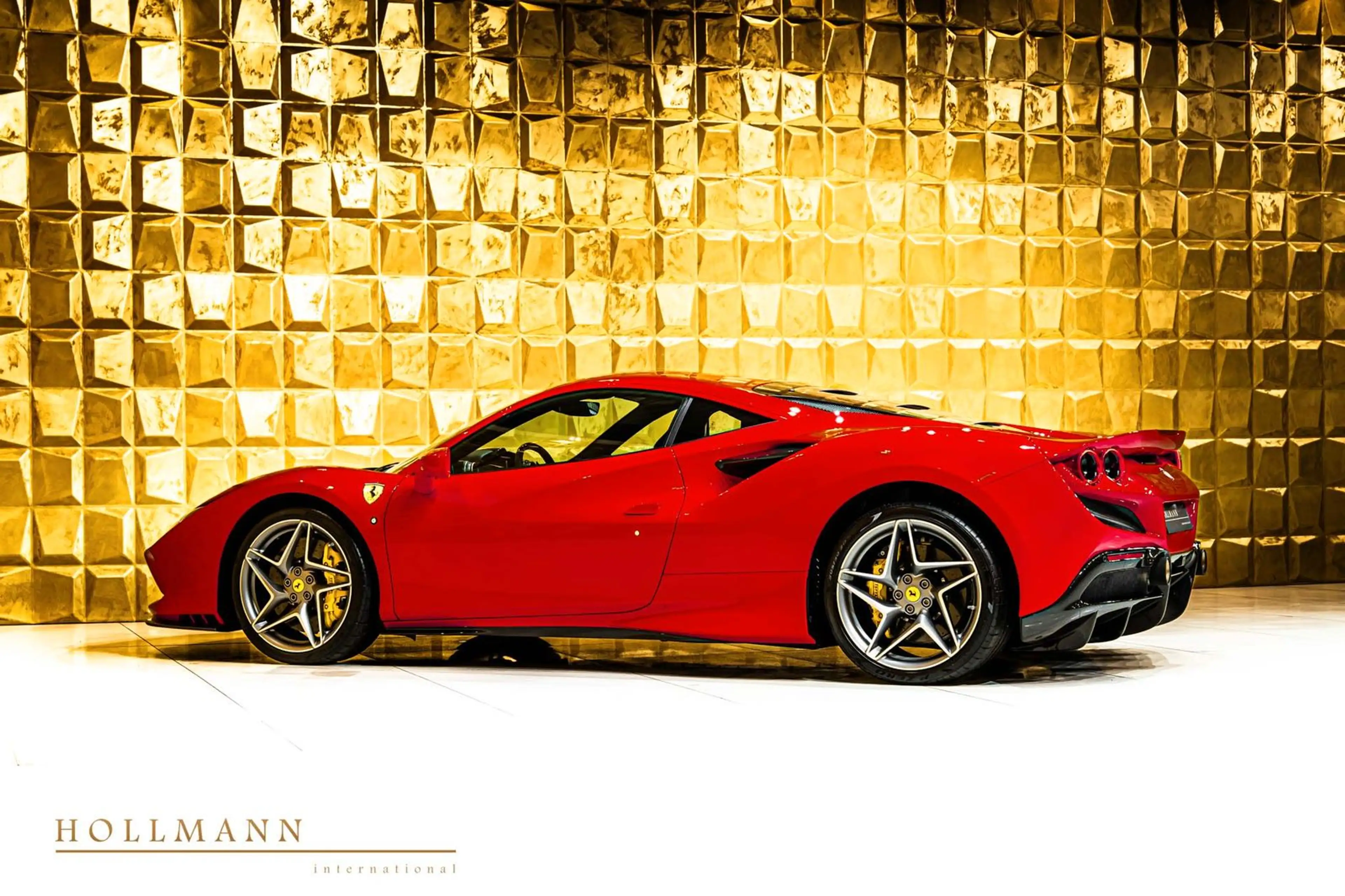 Ferrari F8 Tributo CARBON + LIFTING + SPORT EXHAUST + — photo 5