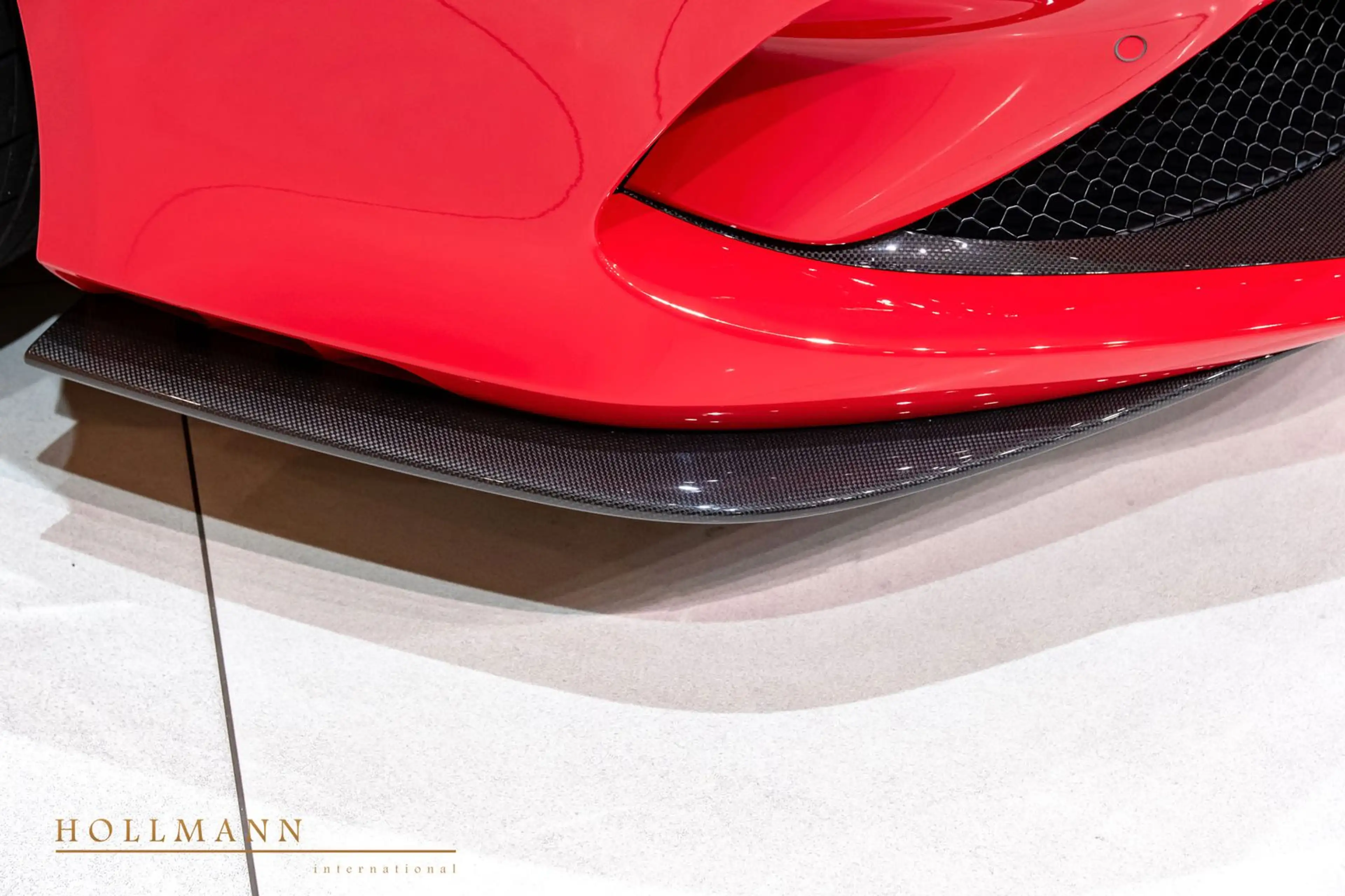 Ferrari F8 Tributo CARBON + LIFTING + SPORT EXHAUST + — photo 12
