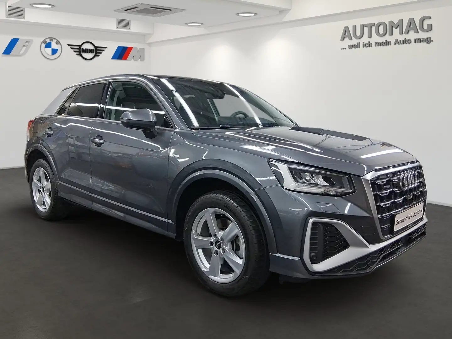 Audi Q2 S-Line*Quattro*Aut.*Virtual Cockpit*Navi*Panoramad Grau - 2