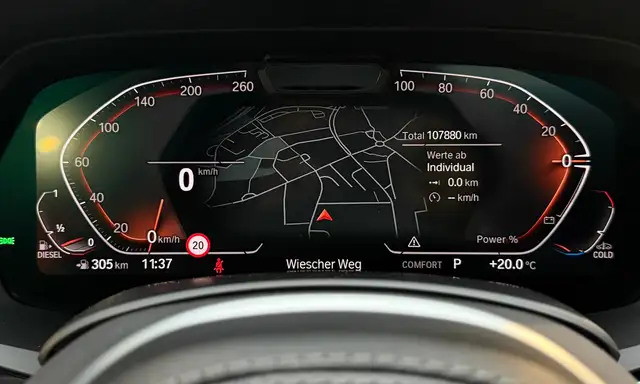 BMW X7 view 13