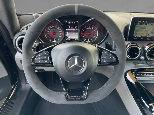 Mercedes-Benz AMG GT C Roadster Edition 50 NP: 246.596 Ansicht 10