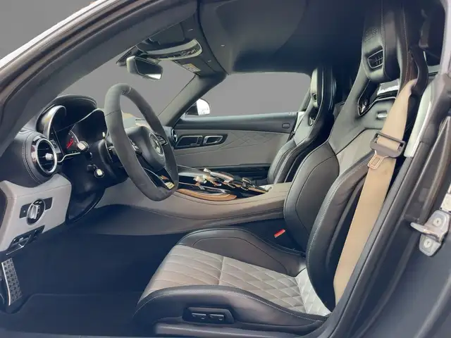 Mercedes-Benz AMG GT C Roadster Edition 50 NP: 246.596 Ansicht 9