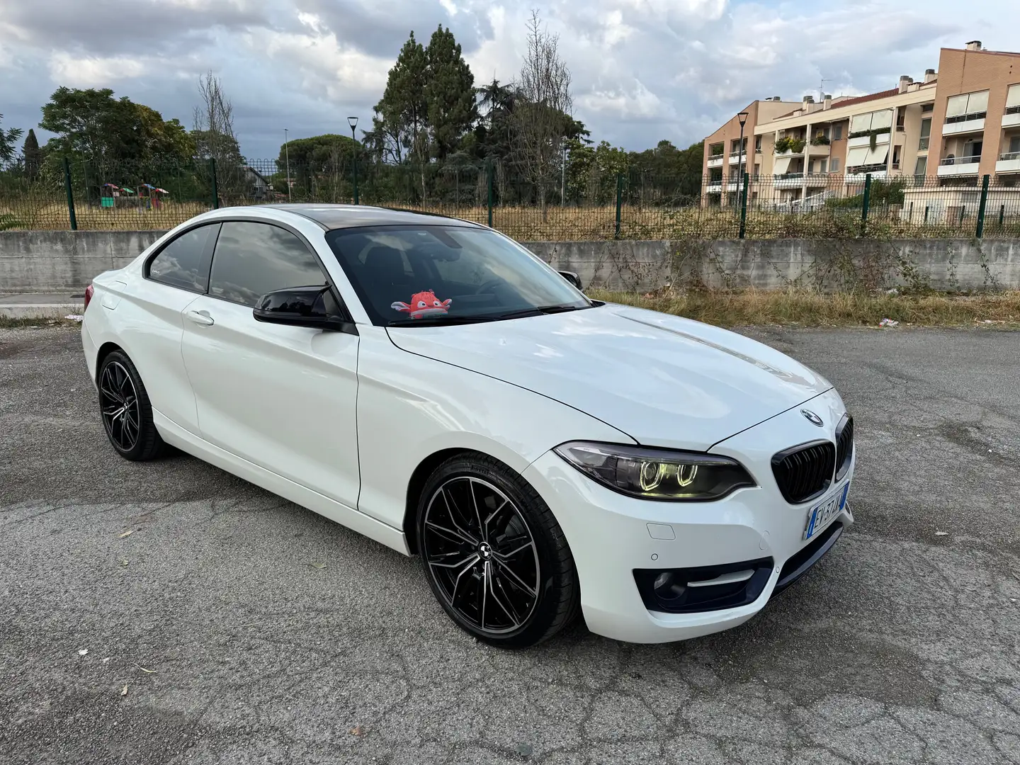 BMW 220 220d Coupe Sport 184cv auto Bílá - 1