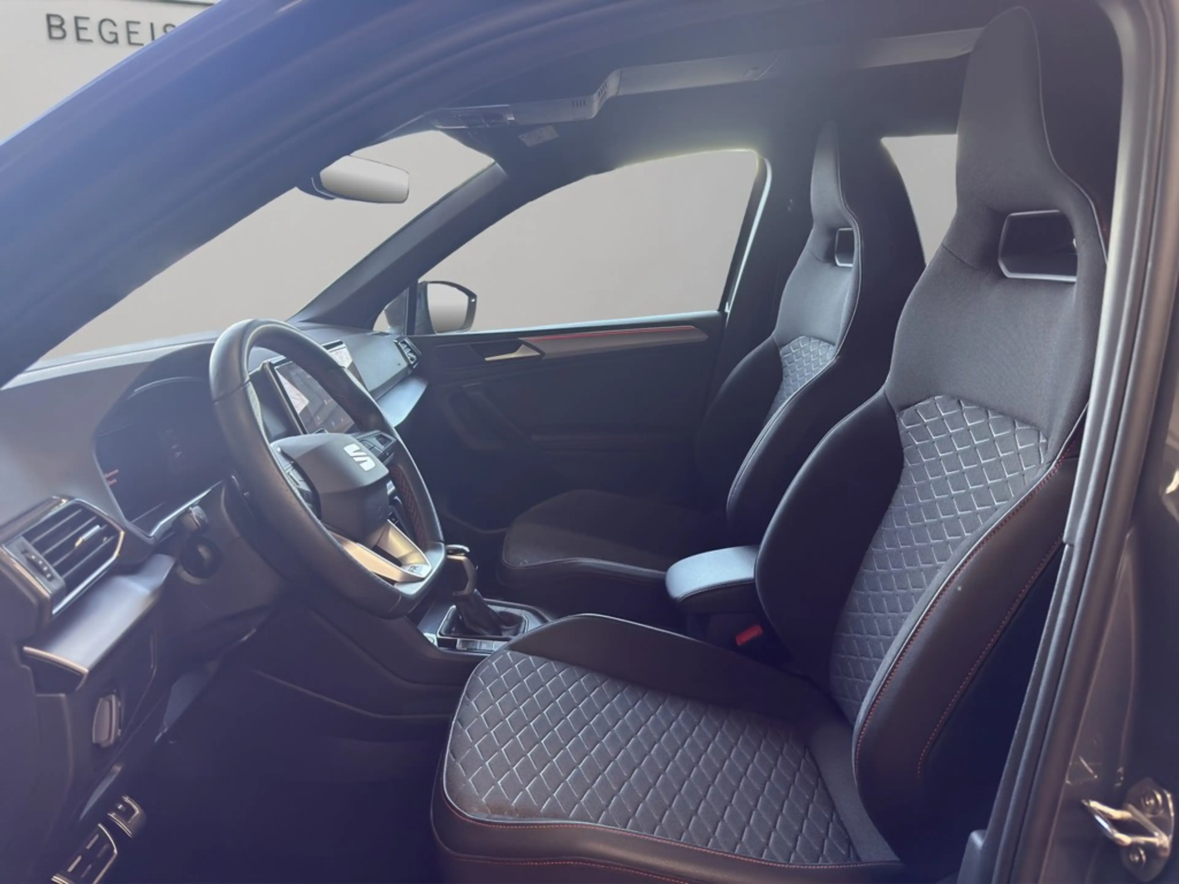 SEAT Tarraco FR eHybrid DSG AHK Winterpaket — photo 11