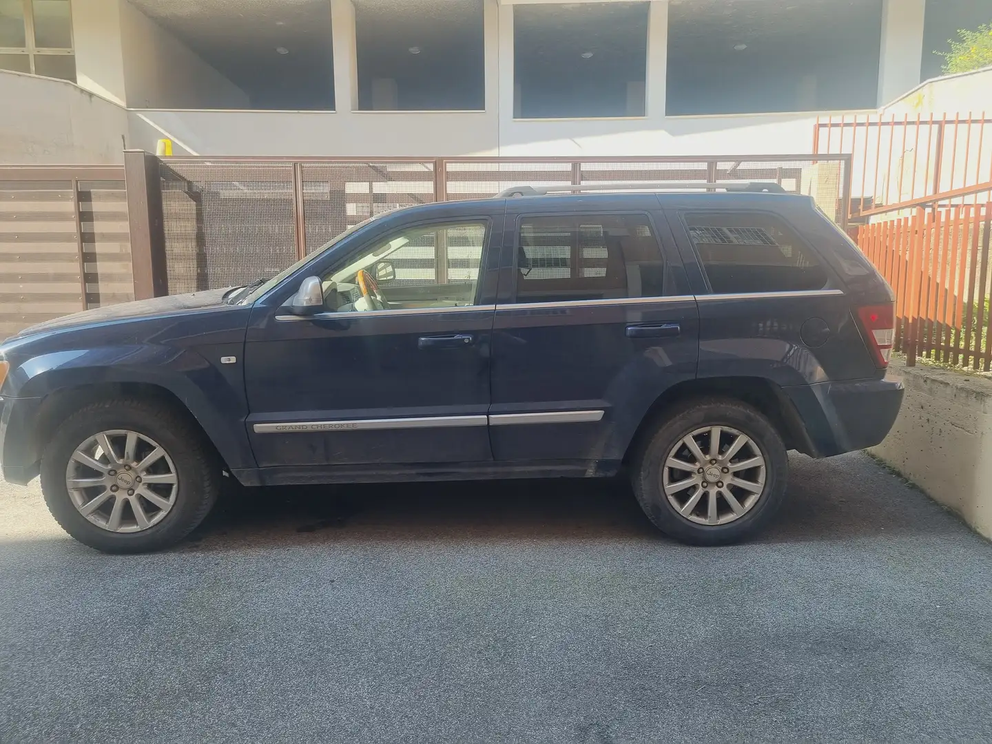 Jeep Grand Cherokee Overland 3.0 crd  4x4 Blu/Azzurro - 1