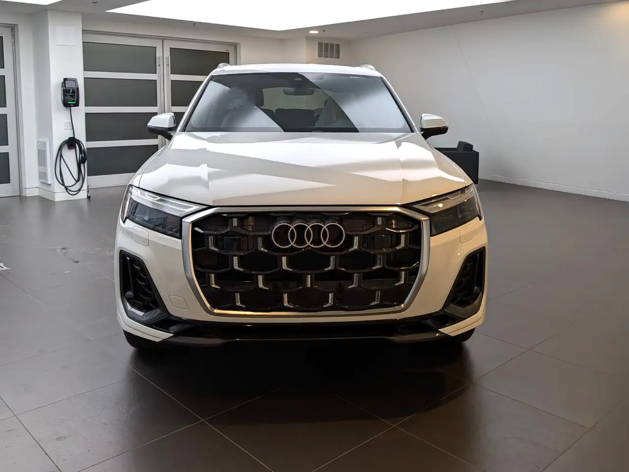 Audi Q7 photo Audi Q7