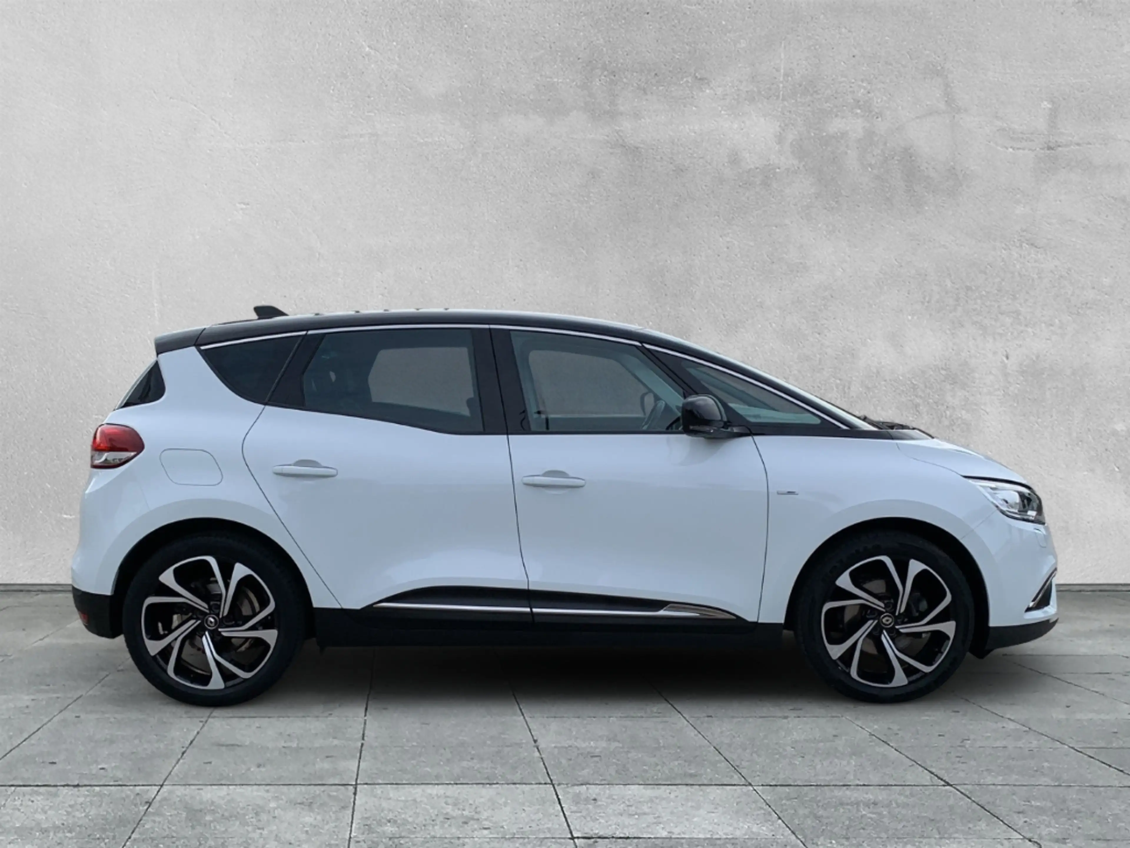 Renault Scenic BOSE EDITION TCe 160 EDC GPF Bose Edition SHZ+DAB+ — photo 6