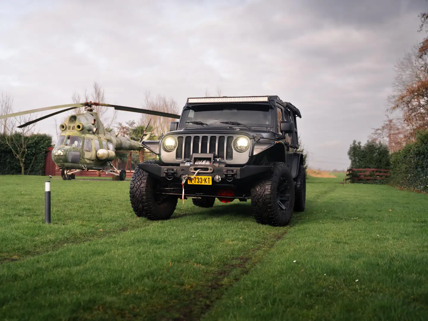 Jeep Wrangler 6.4 V8 Hemi Чорний - 1