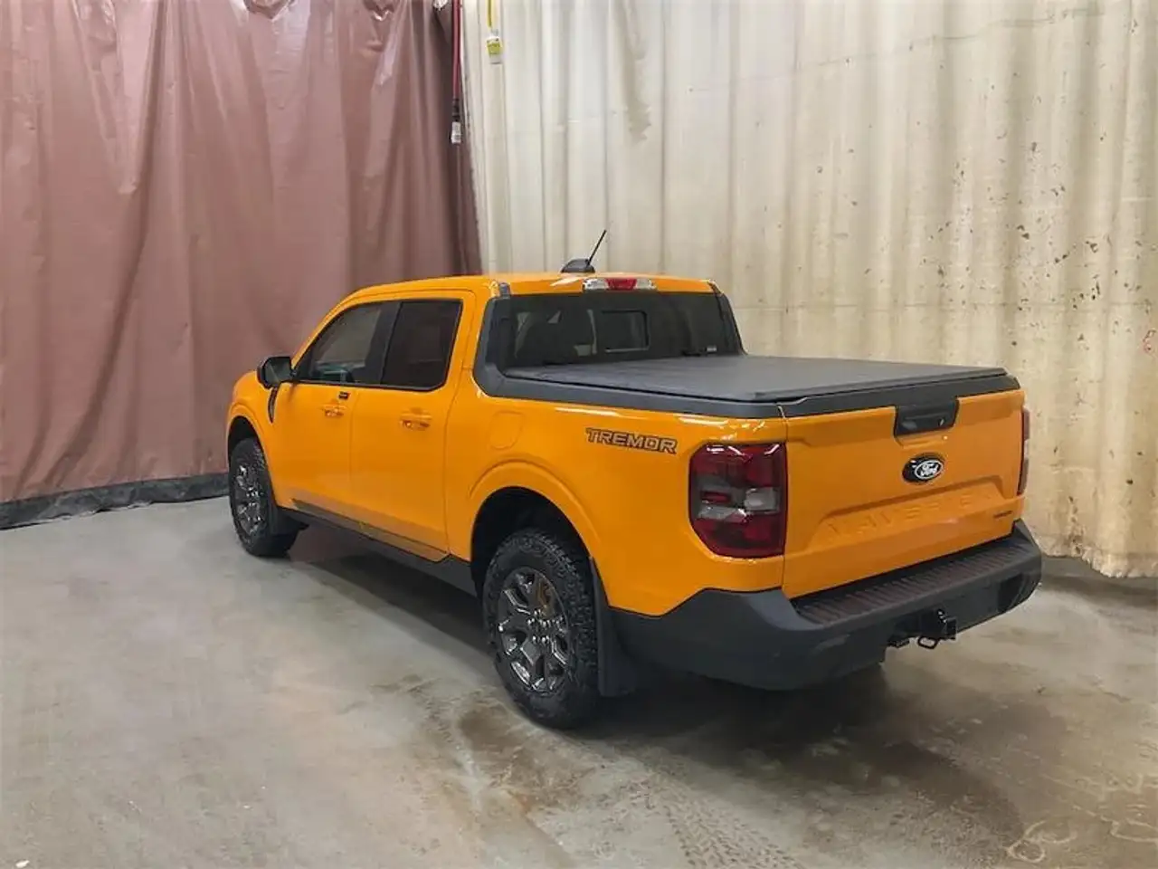 Ford Maverick снимка Ford Maverick