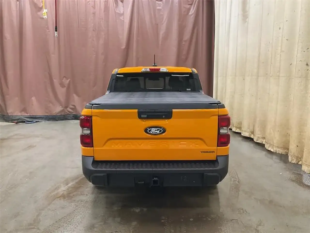 Ford Maverick снимка Ford Maverick