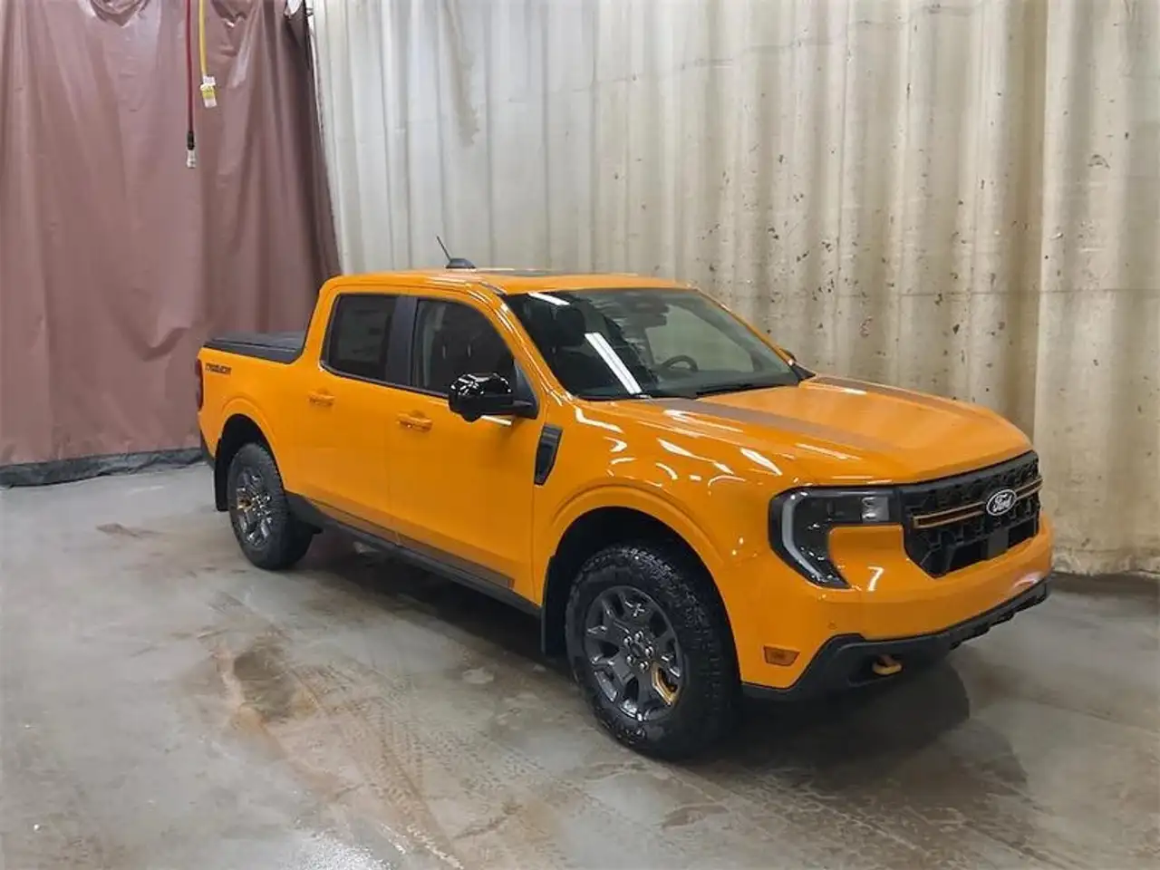 Ford Maverick снимка Ford Maverick
