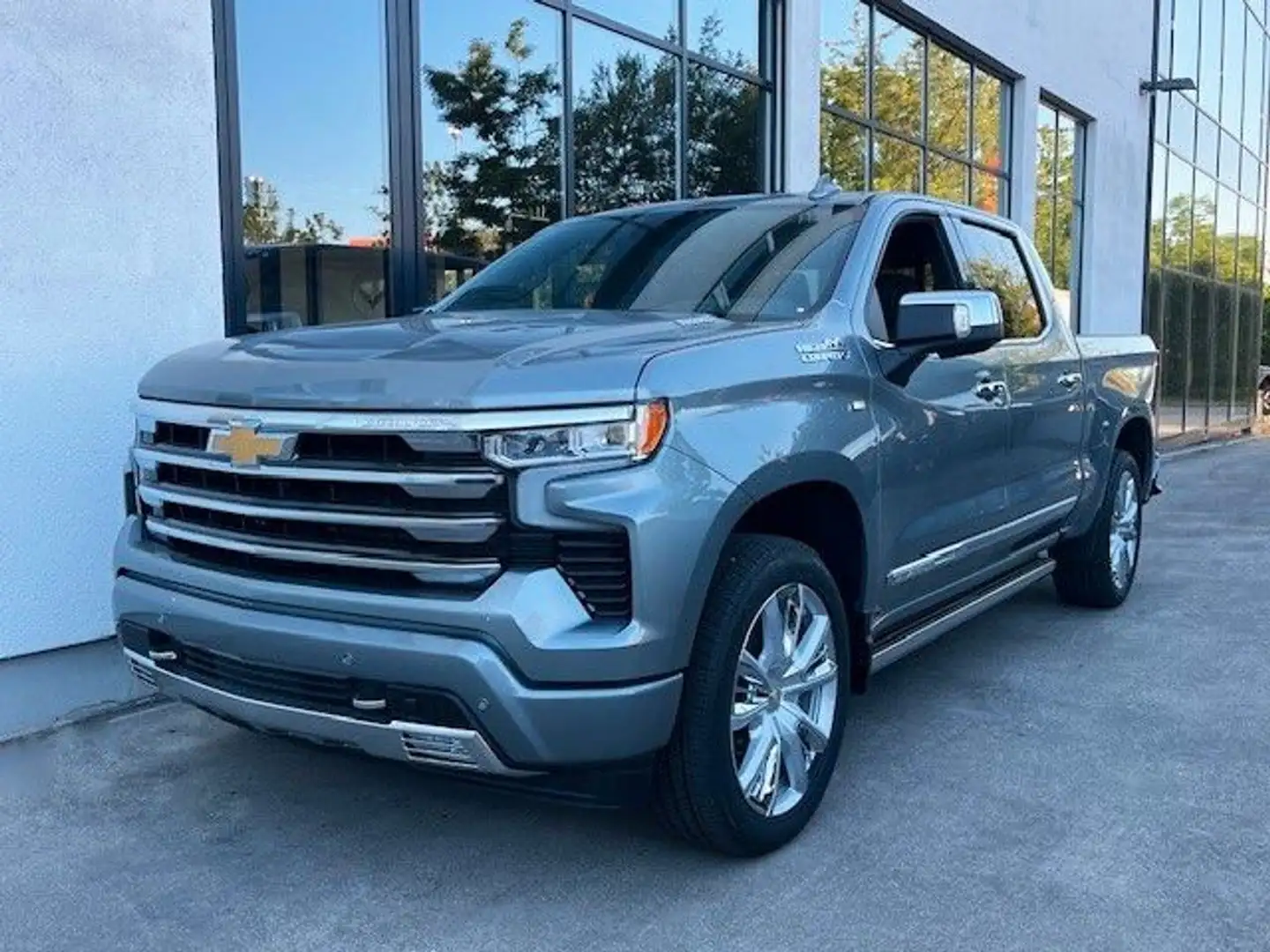 Chevrolet Silverado 1500 High Country 3.0TD 4.99% Gris - 1