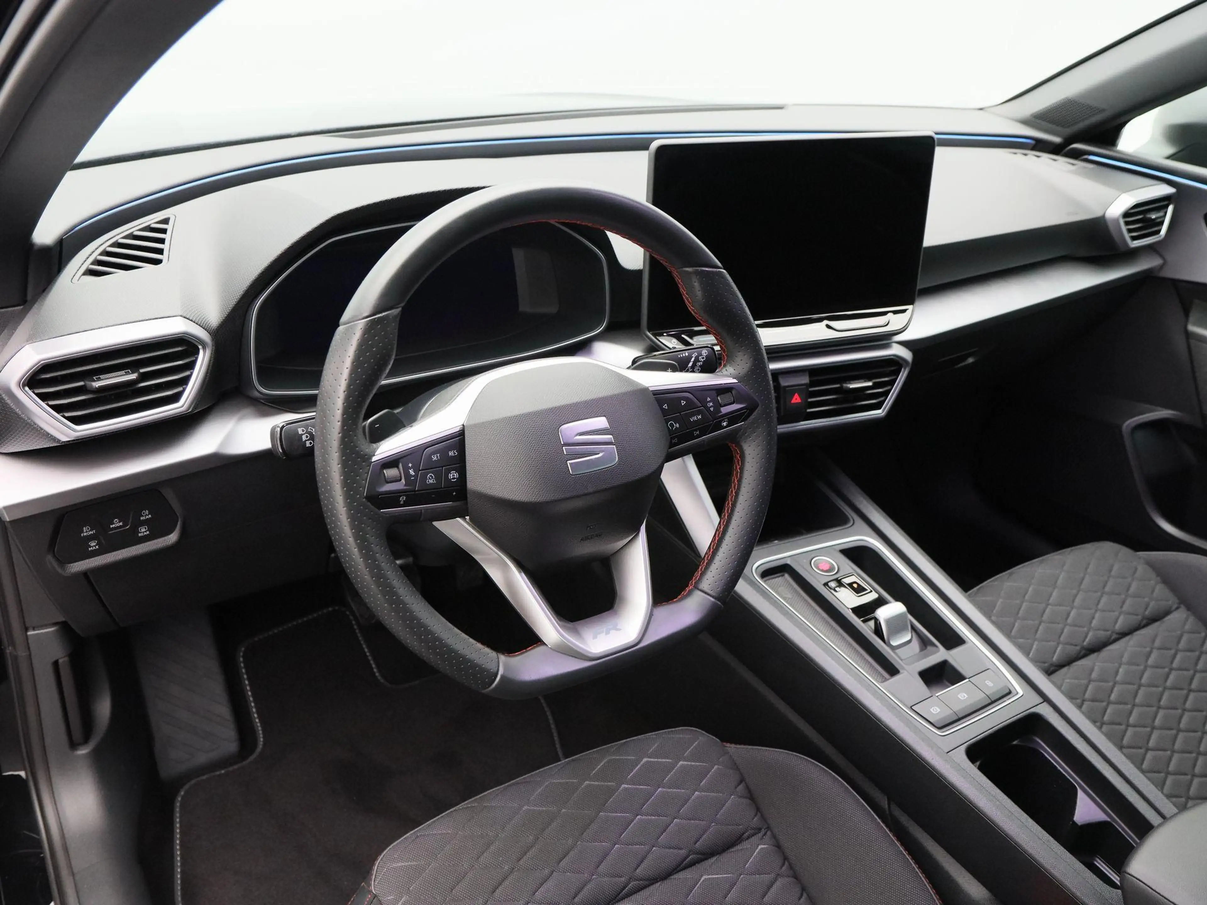 SEAT Leon e-Hybrid Sportstourer 1.5 TSi 204 Pk Automaat FR Business | — photo 4