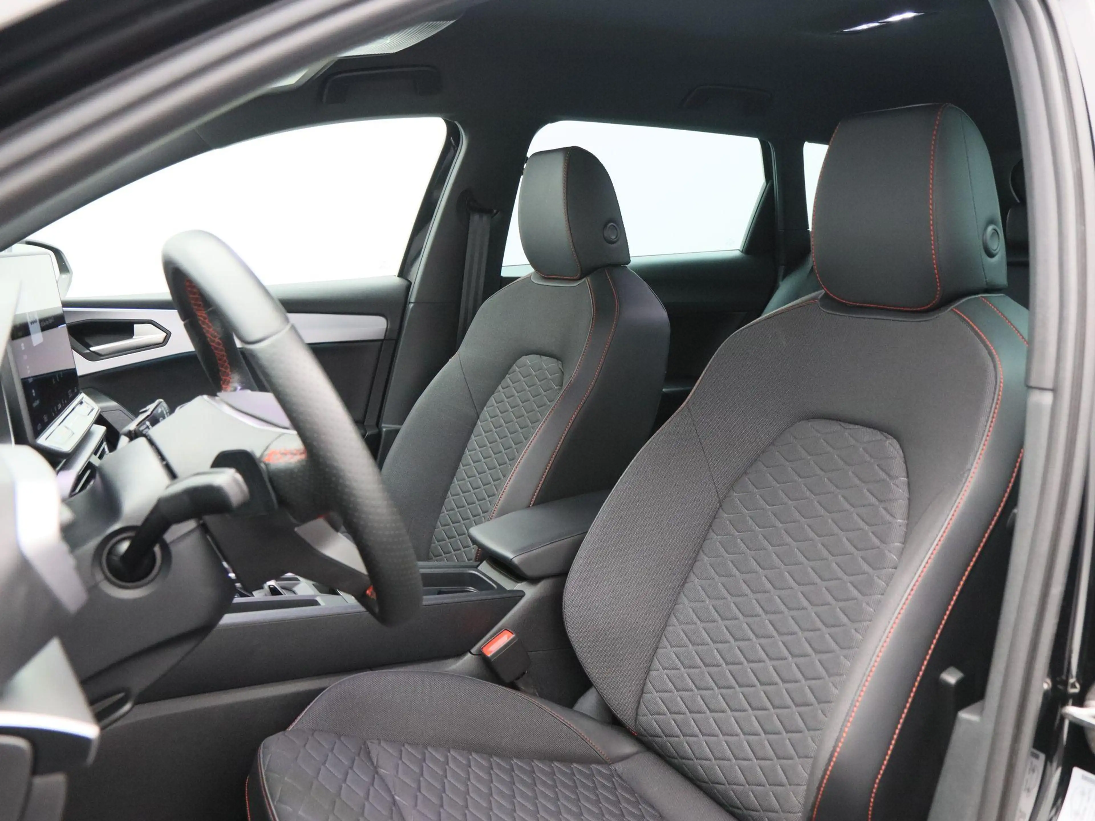 SEAT Leon e-Hybrid Sportstourer 1.5 TSi 204 Pk Automaat FR Business | — photo 6