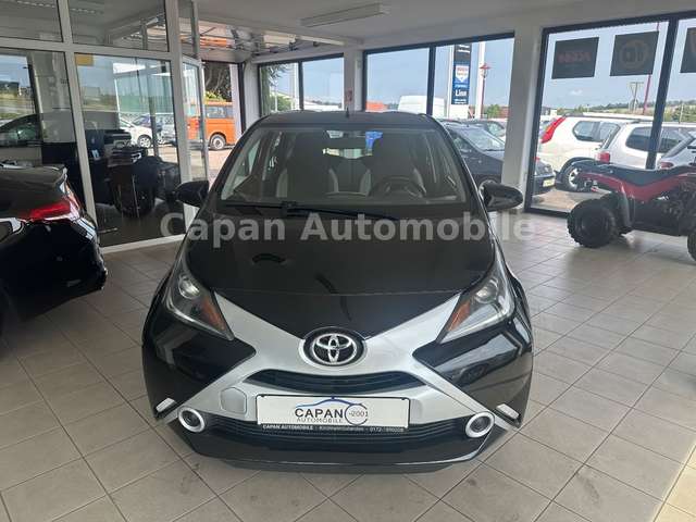 Toyota Aygo AYGO x-play Klima/Scheckheft/EURO6