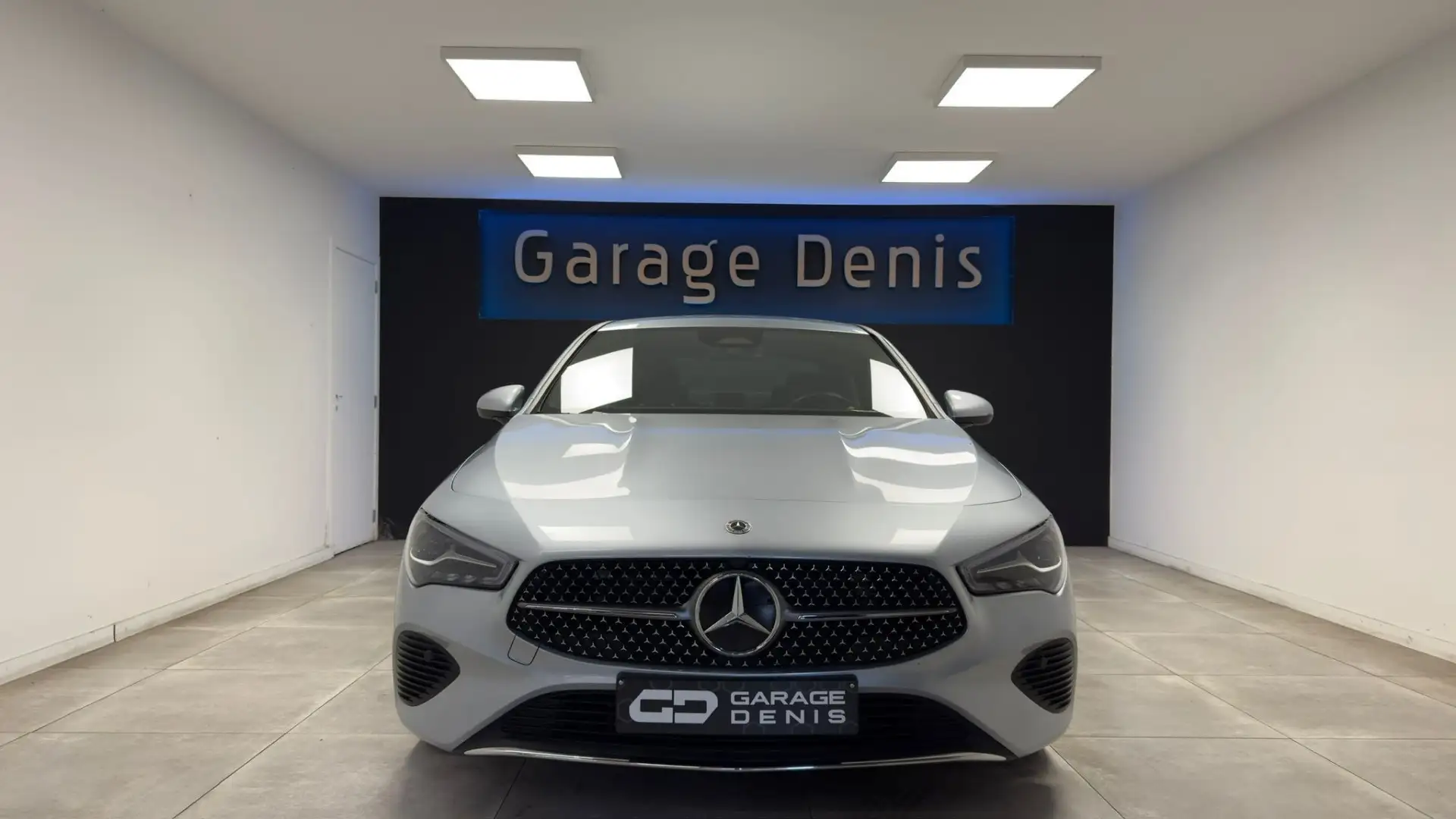 Mercedes-Benz CLA 180 *NEW MOD*GPS+CAMERA*LED*CUIR*GARANTIE* Gris - 2
