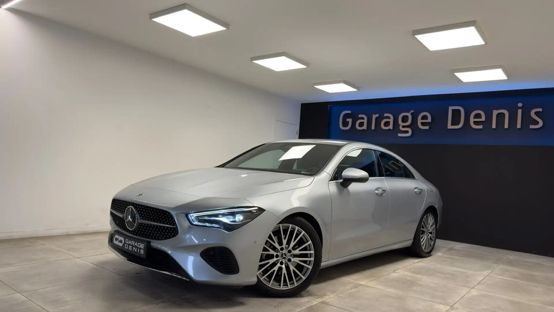 Mercedes-Benz CLA 180 *NEW MOD*GPS+CAMERA*LED*CUIR*GARANTIE* Gris - 1