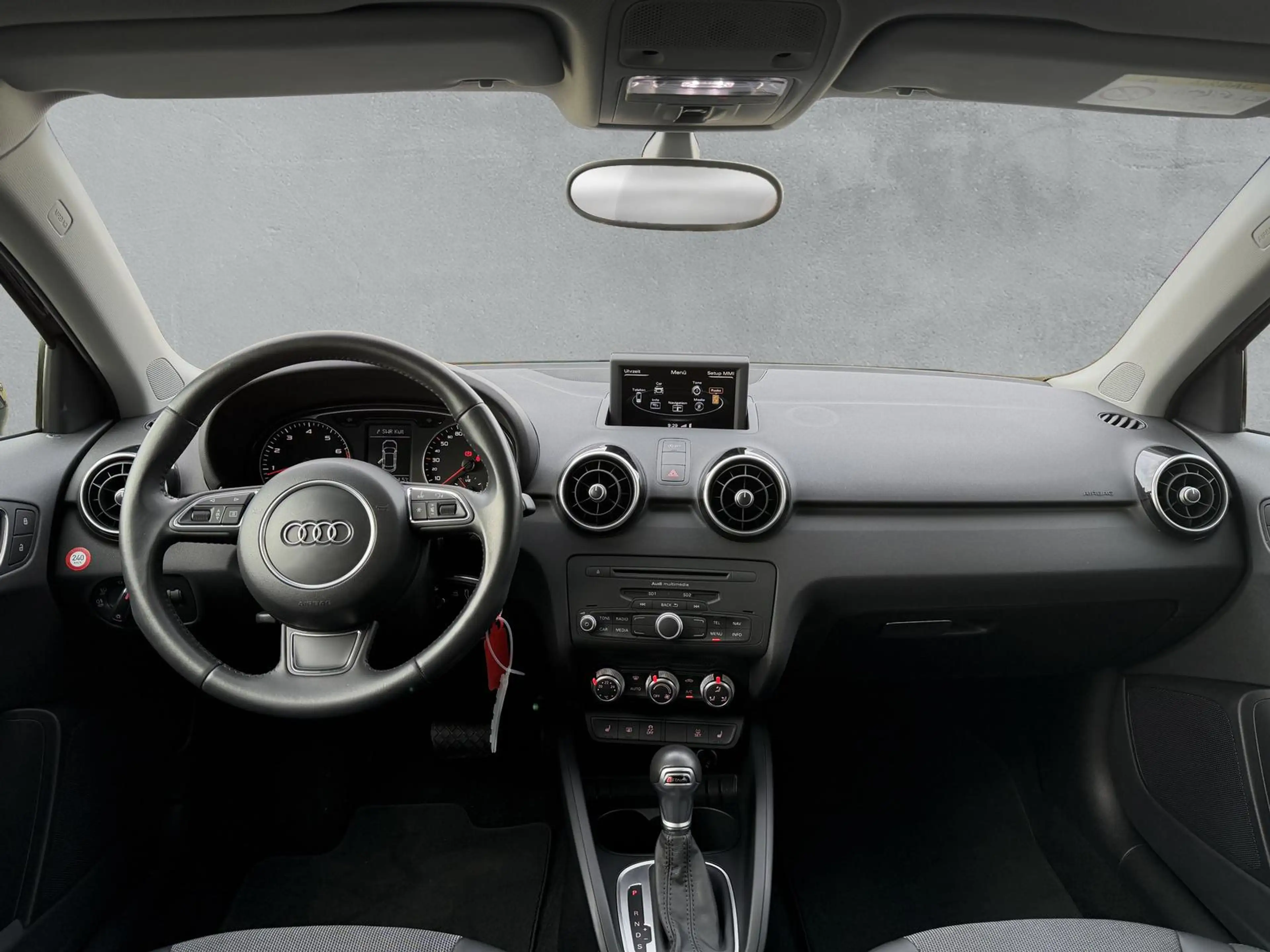 Audi A1 ambition AUTOMATIK*1.HAND*43.000KM*PANO*XENON — photo 14