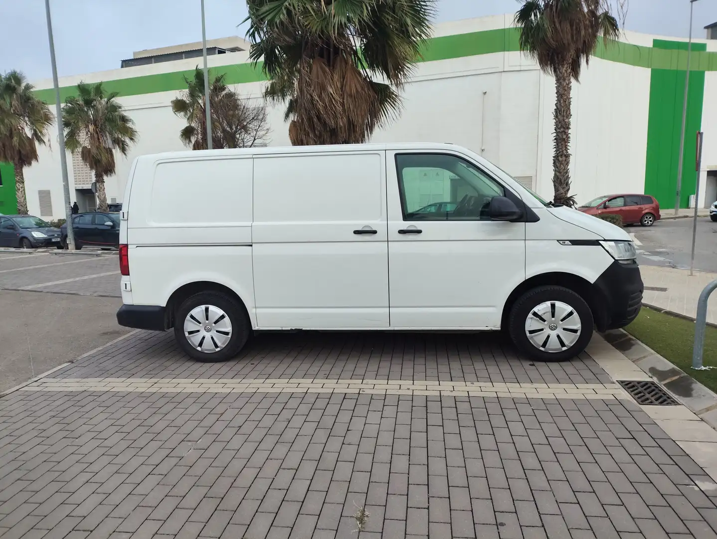 Volkswagen Transporter 6.1+VITRE+L2H1+2.0+TDI+150+DSG7+BUSINESS Blanco - 2