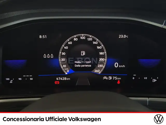 Volkswagen T-Roc view 12