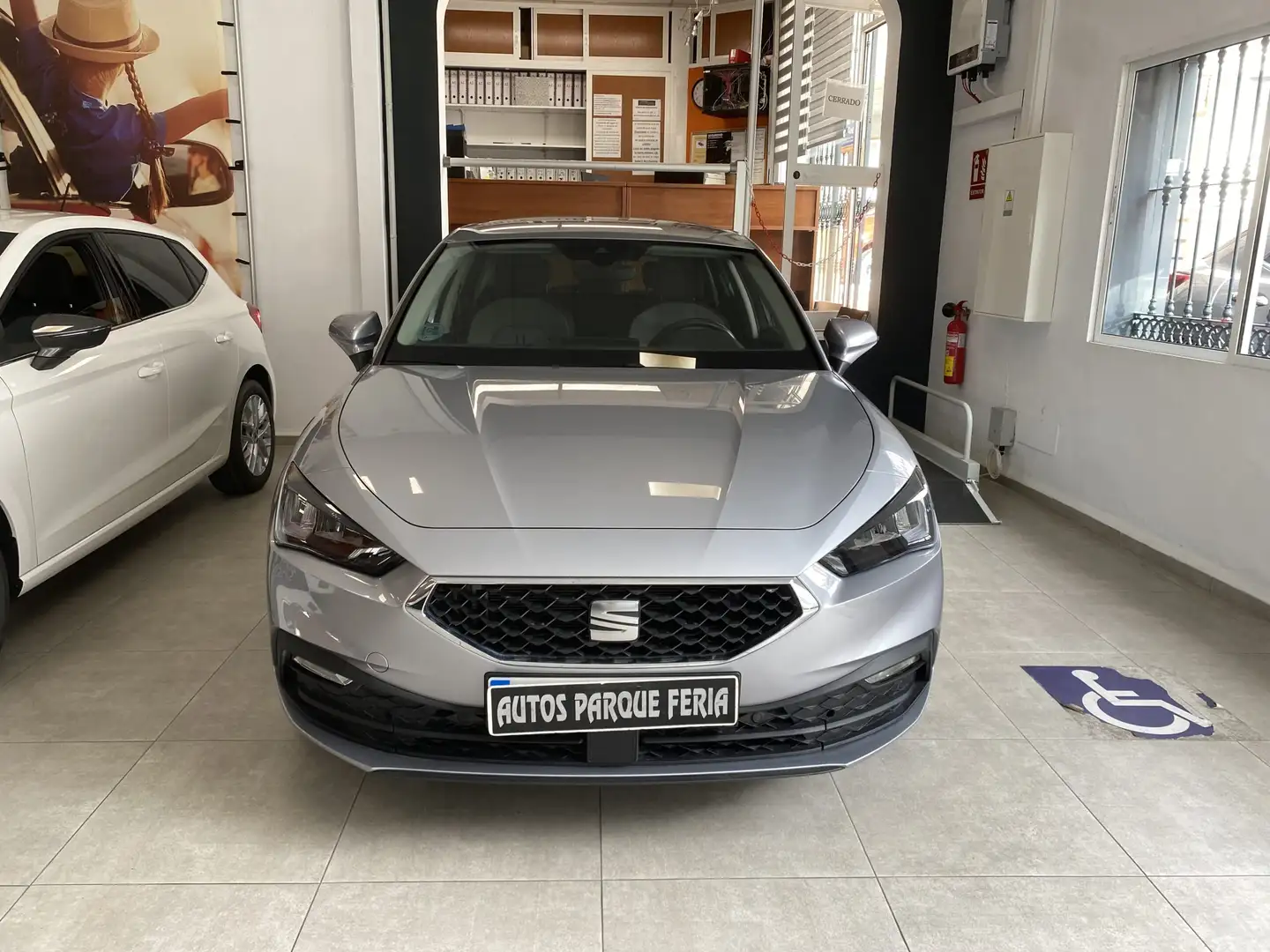 SEAT Leon 1.0 TSI S&S Style XM 110 CV - 2