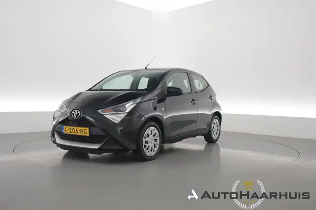 Toyota Aygo 1.0 VVT-i x-play | Rijklaar! | Apple CarPlay & And