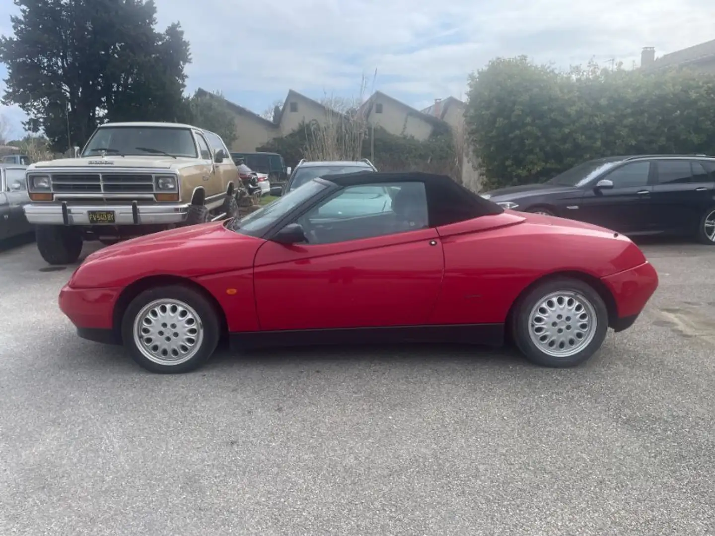 Alfa Romeo Spider 2.0 TWIN SPARK Rot - 2