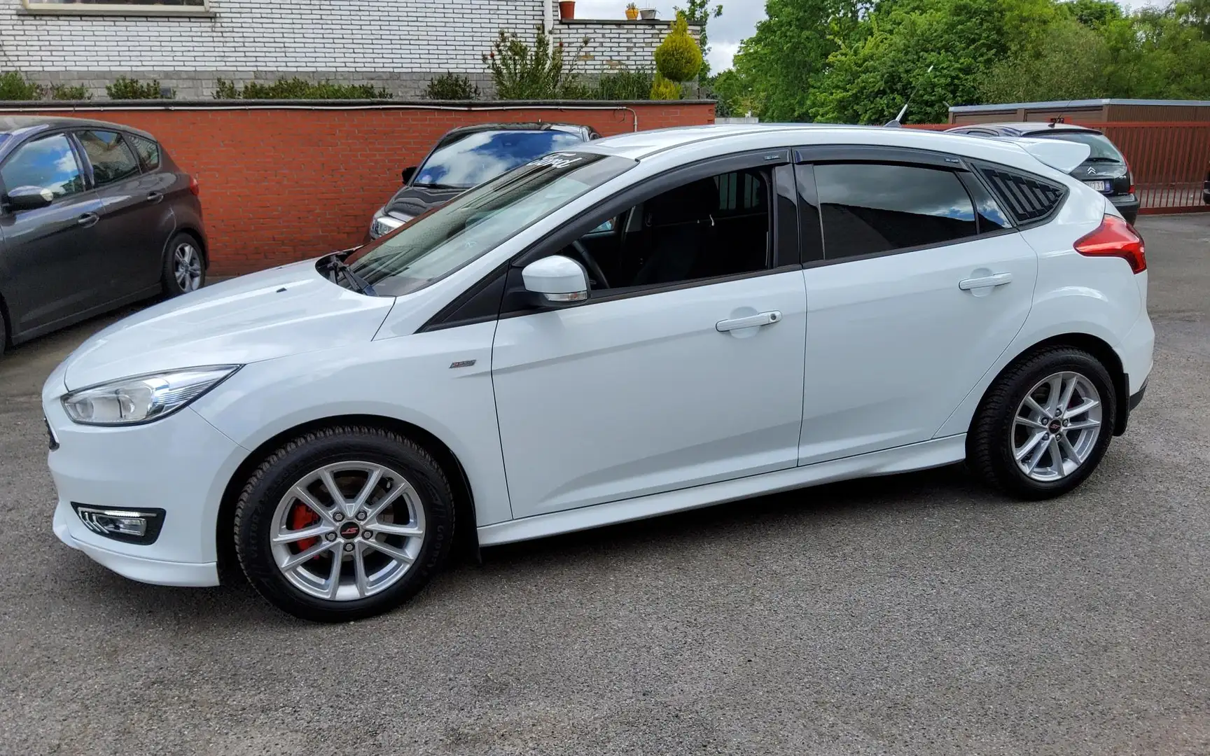 Ford Focus 1.0 EcoBoost ST Line PACK BUITEN Blanc - 1