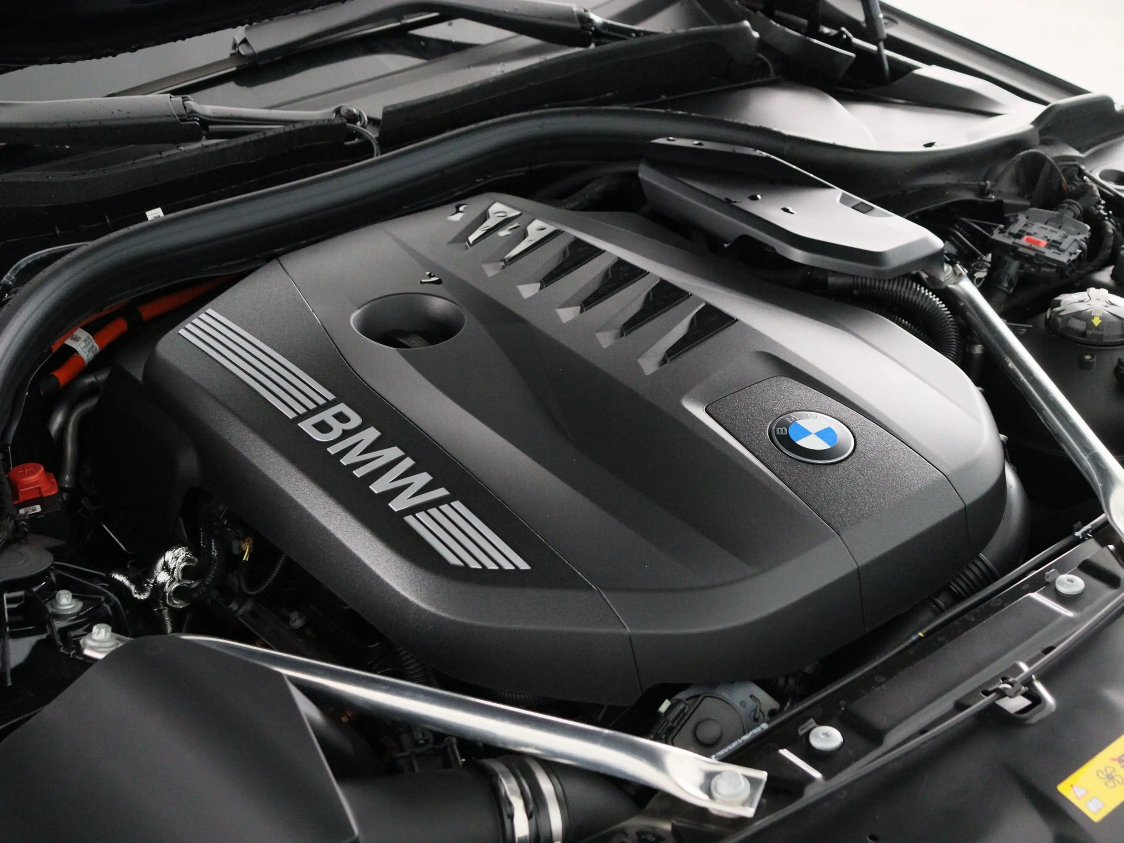 BMW 550 5 Serie 550e Touring xDrive — photo 6