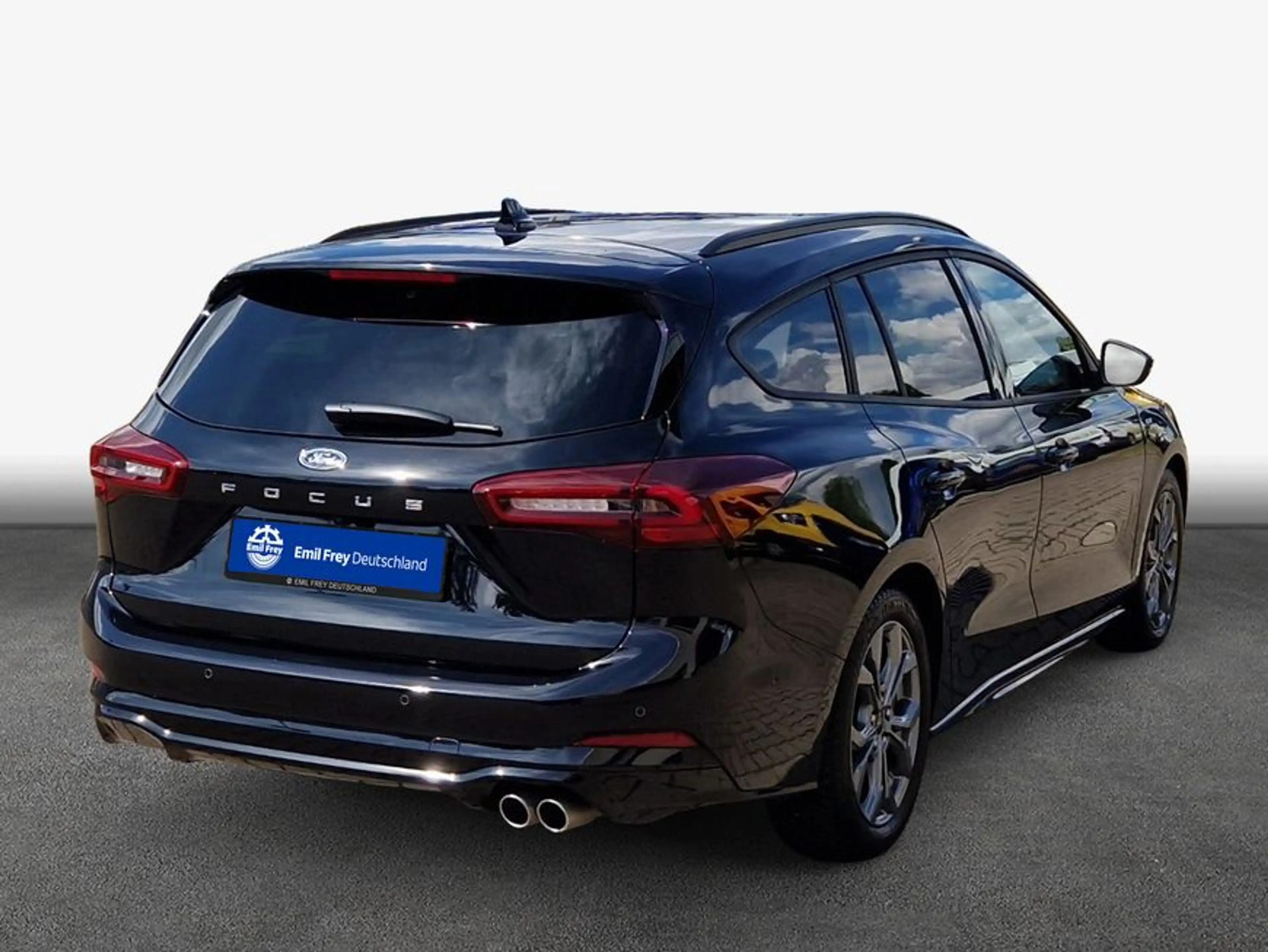 Ford Focus Turnier 1.5 EcoBl ST-LINE X AHK Hup Easy-Par — photo 2