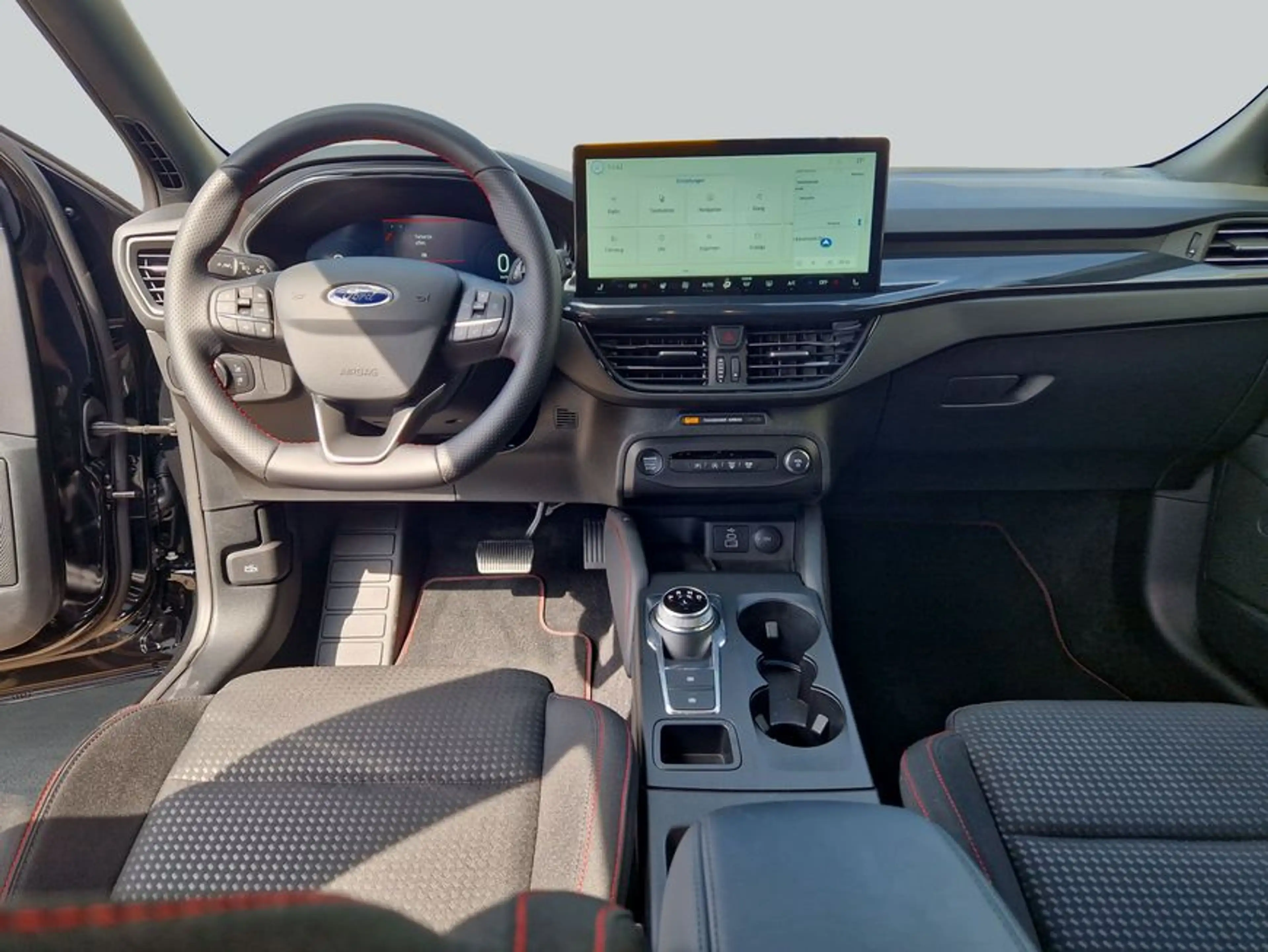 Ford Focus Turnier 1.5 EcoBl ST-LINE X AHK Hup Easy-Par — photo 13