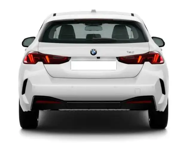 BMW 1 Series view 3