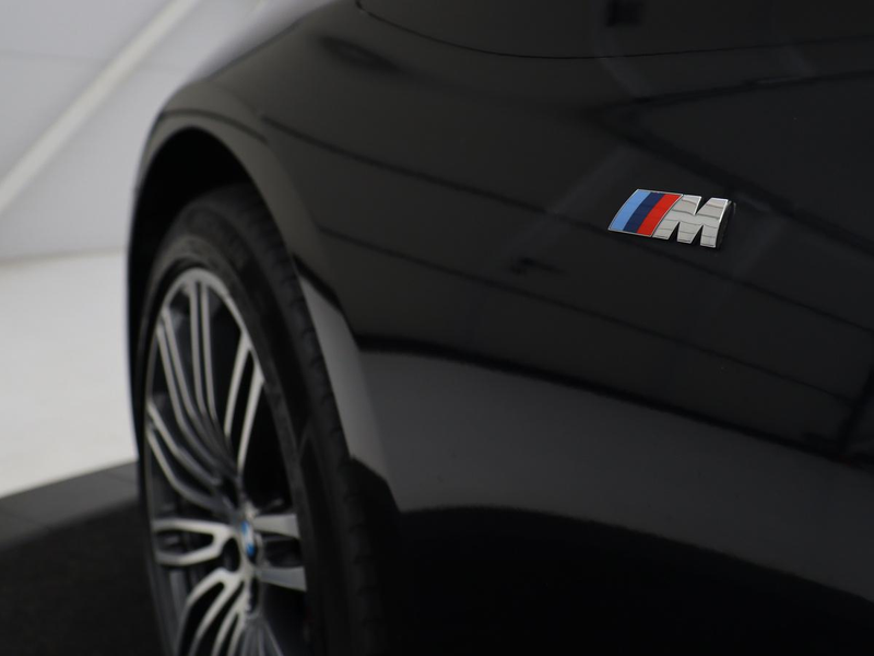 BMW 530 5-serie Touring 530i xDrive M-sport High Executive — photo 49