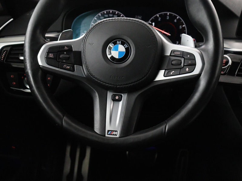 BMW 530 5-serie Touring 530i xDrive M-sport High Executive — photo 17