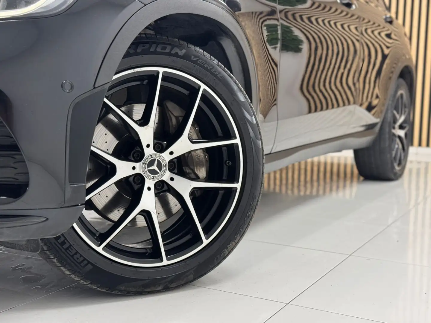 Mercedes-Benz GLC 220 220d 4Matic 9G-Tronic Noir - 2