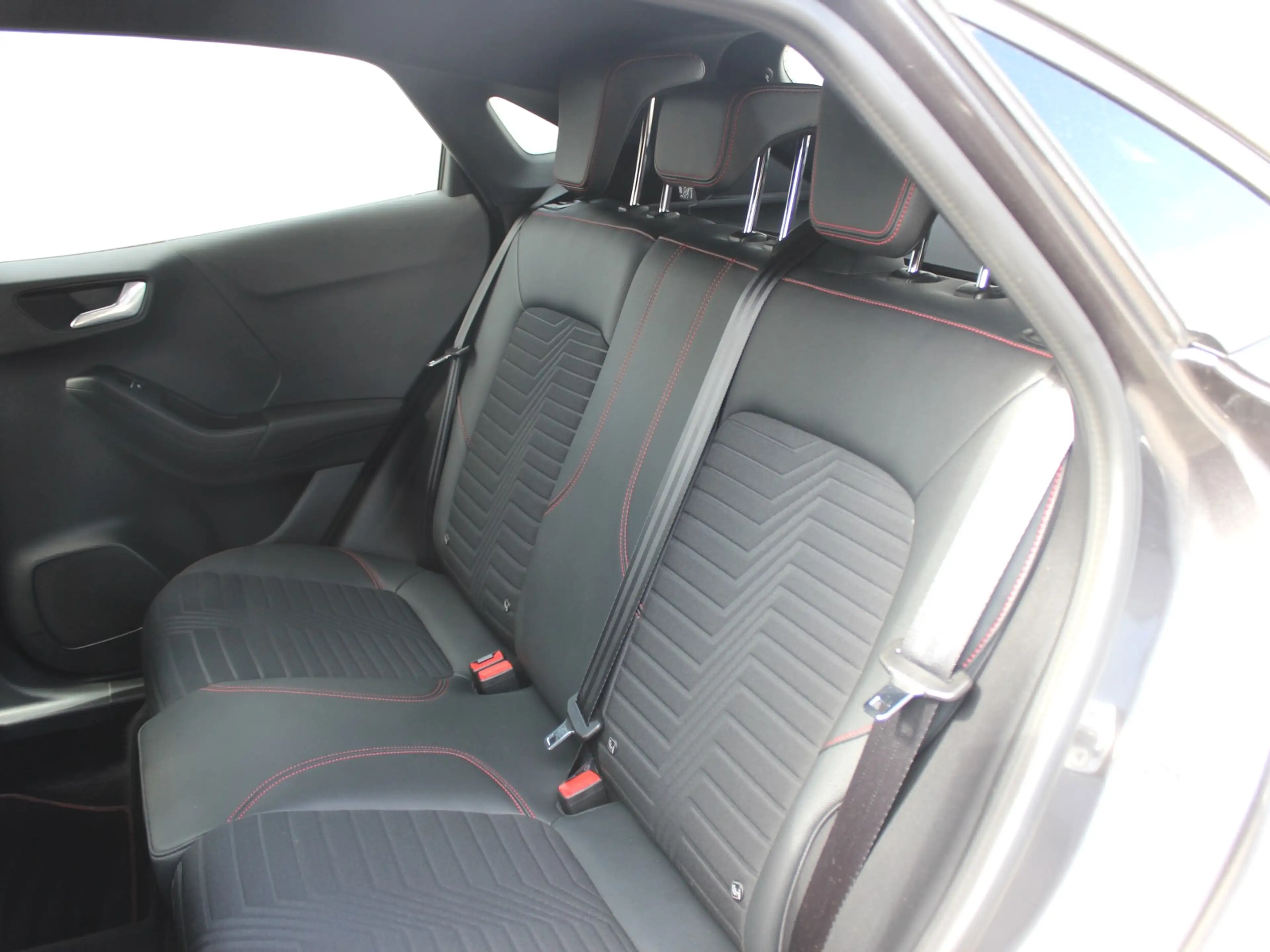 Ford Puma ST-Line X 1,0 EcoBoost Mild Hybrid — photo 21