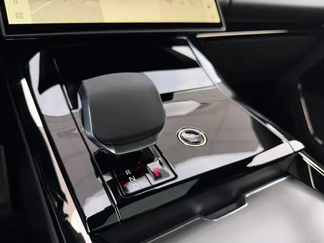 Land Rover Range Rover Sport P460e Dynamic SE Ansicht 14