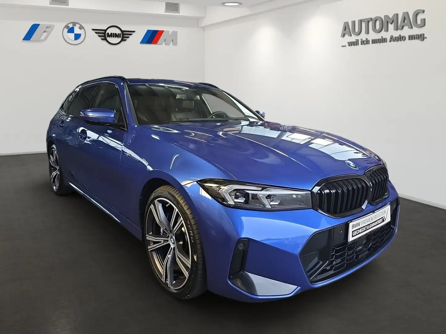 BMW 330 e Touring M-Sport-Pro*Pano*Drive Assist Prof*Park Blau - 2
