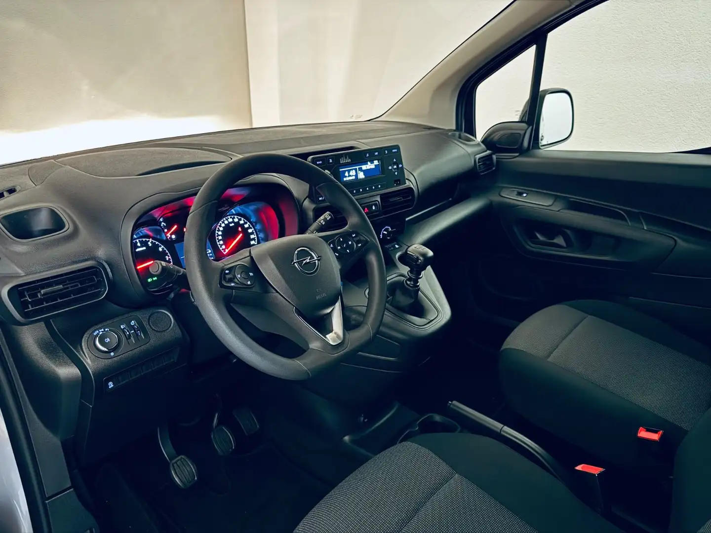 Opel Combo E Cargo Edition Grau - 2