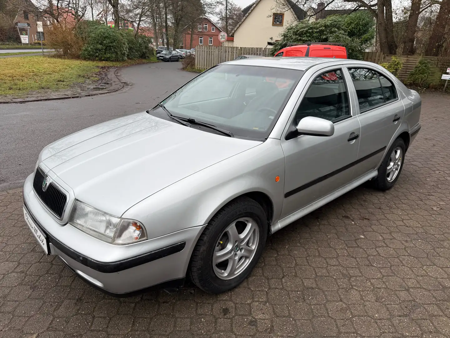 Skoda Octavia 2.0 SLX *nur 119 TKM*1.Hand*Scheckheft*HU 5/2027* Silber - 2