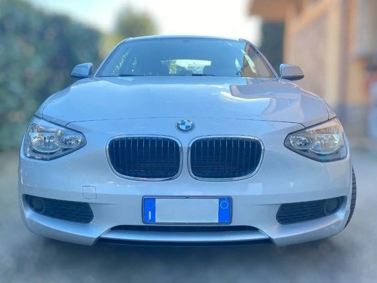 BMW 114 Benzina 71.000Km come nuova 2014 102 CV da privato Gümüş rengi - 1